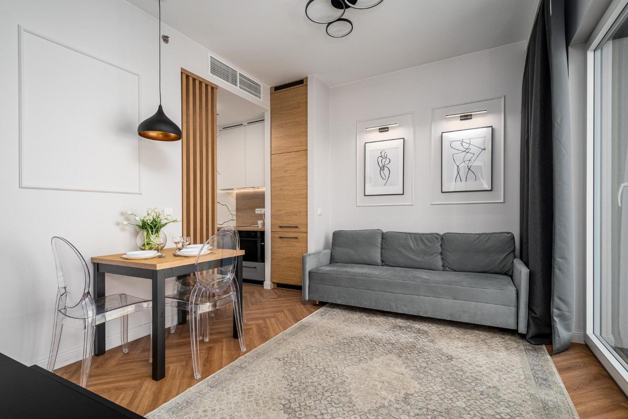 Wola Tower Deluxe Separate Bedroom With Free Garage - By Perfect Apart Warsaw Exterior photo